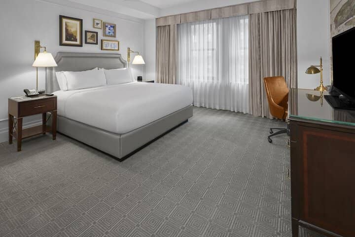 Room 42 of 115