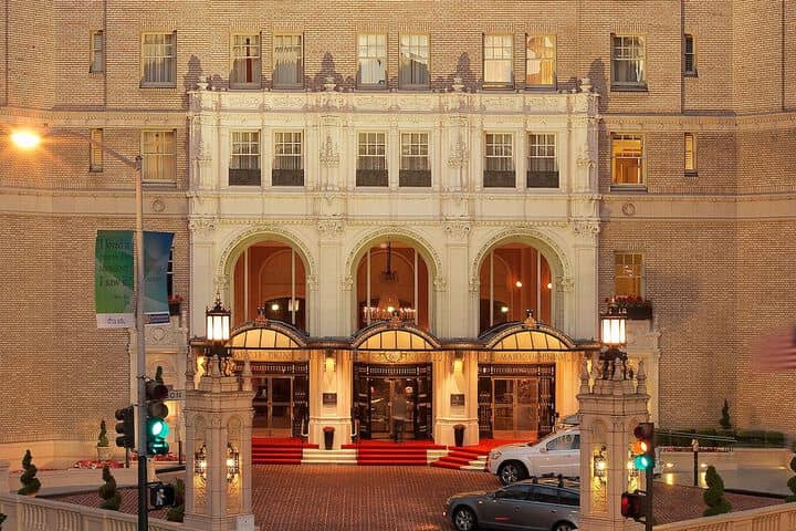 Hotel Exterior 175 of 207