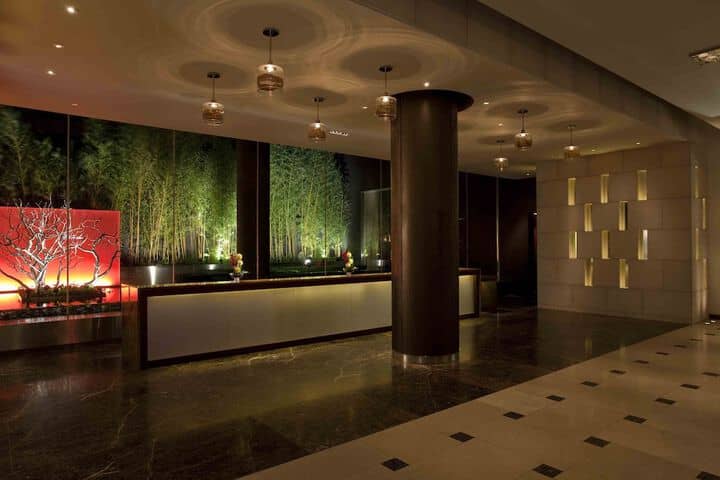 Hotel 82 of 100