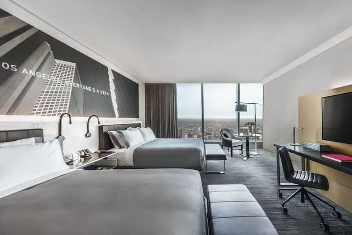 Room 3 of 137