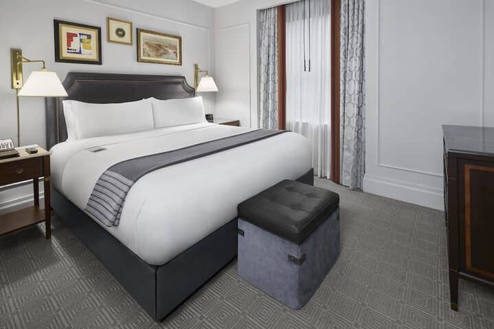 Room 44 of 115