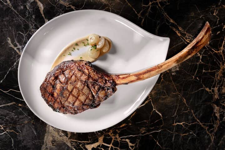 Dining 76 of 137