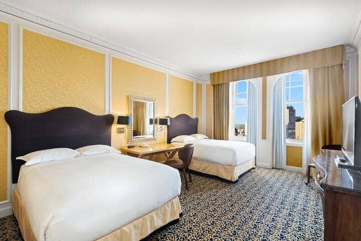 Room 48 of 207