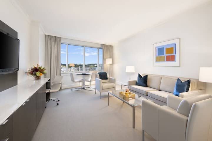 Room 28 of 116