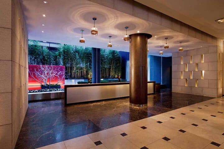 Hotel 83 of 100