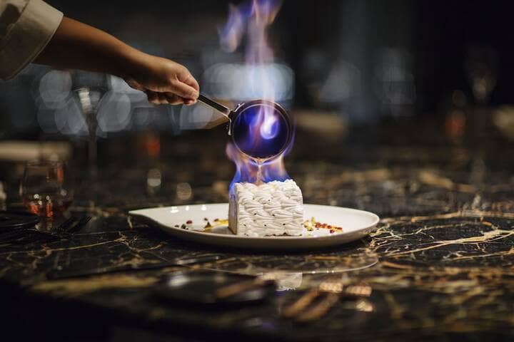 Dining 86 of 137