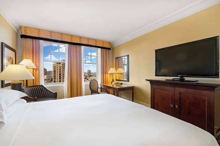 Room 26 of 207