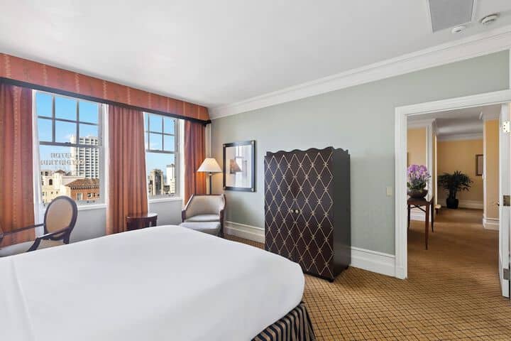 Room 77 of 207