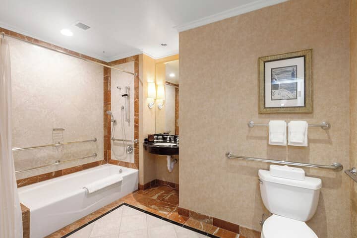 Room 125 of 207