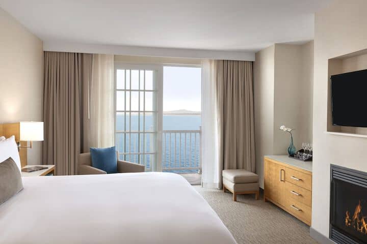 Room 27 of 130