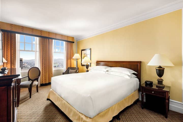 Room 65 of 207