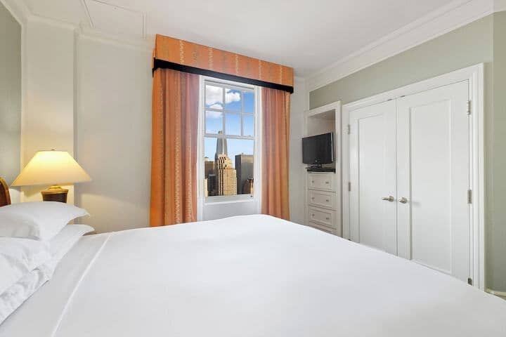 Room 57 of 207
