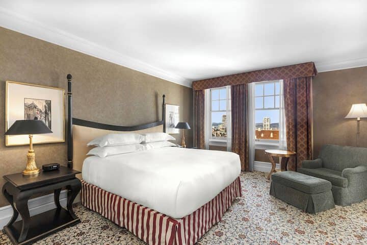 Room 72 of 207