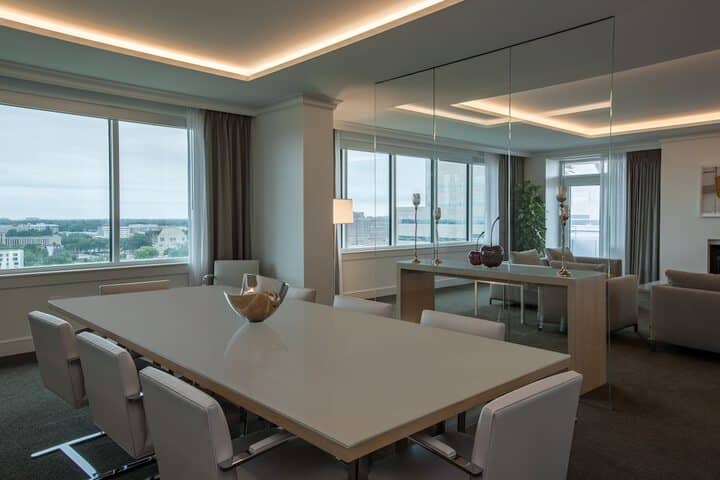 Room 6 of 116
