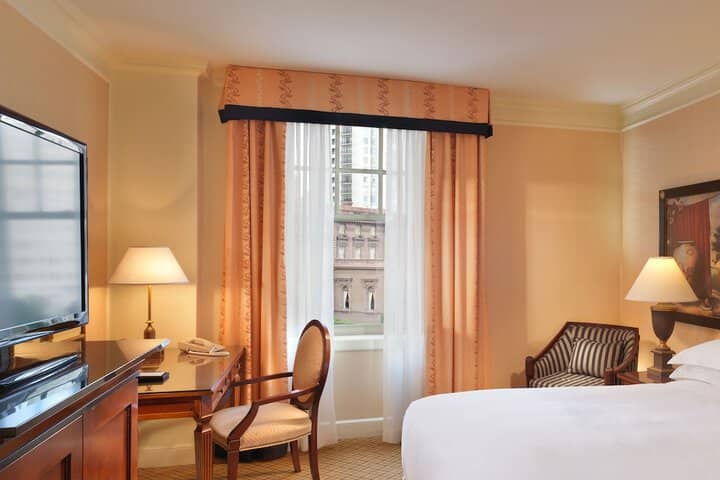 Room 61 of 207