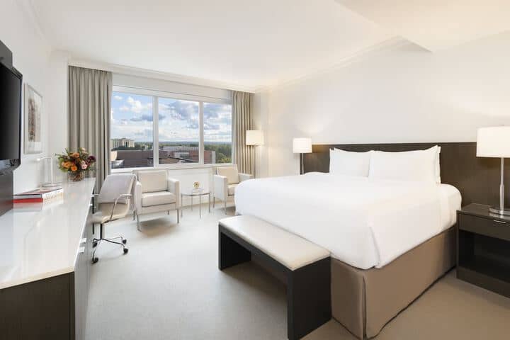 Room 25 of 116
