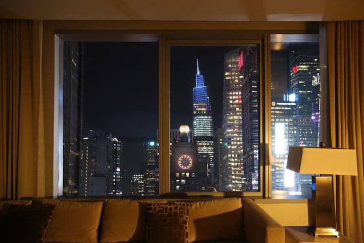 Room 35 of 100